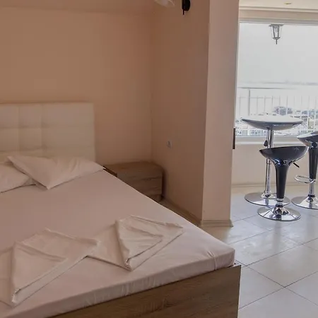 Guest house Amor 2*